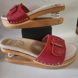 Shock absorbing leather sandals b'ful red w/arch & metatarsal support adj strap